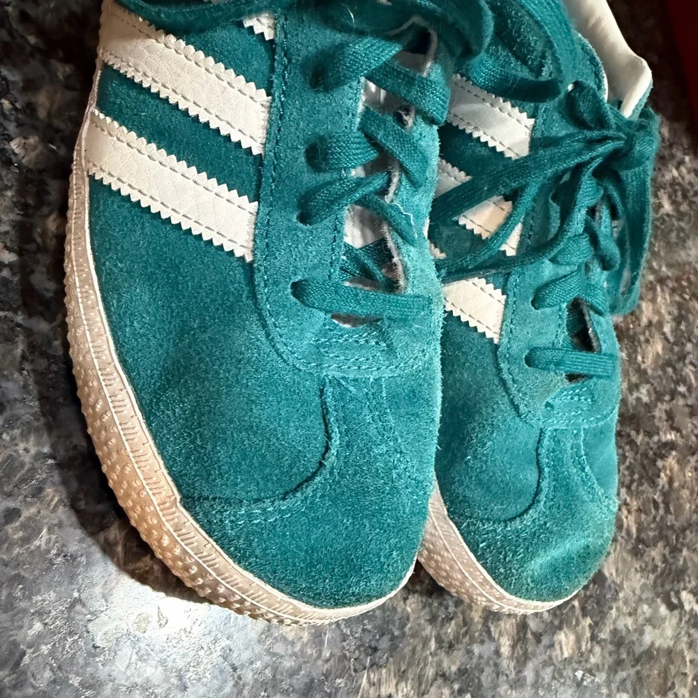 Adidas Kids Gazelle Sneakers in Teal and White - Picture 11 of 12